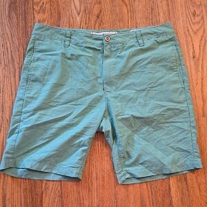 Tailor Vintage Green Flat Front Shorts Lightweight Summer 36
